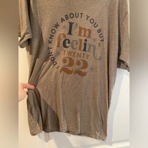 Taylor Swift “Feeling 2022” T-shirt
